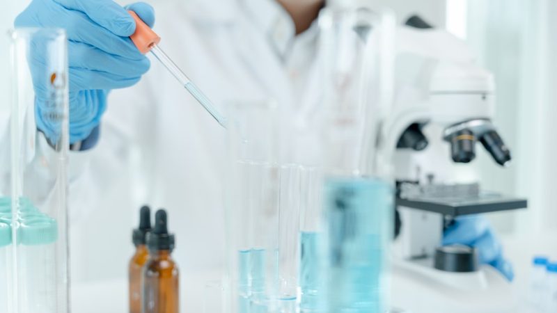 细胞培养污染：如何有效识别与处理**